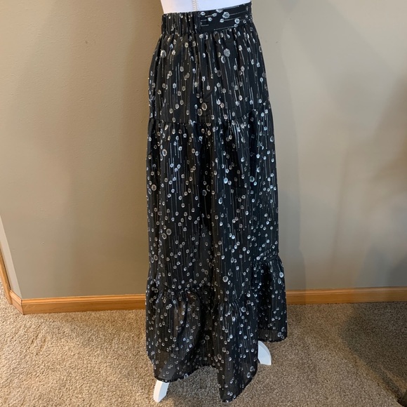 Black & Silver Portia Skirt by Sabina Musayev - Picture 8 of 13